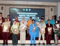 150 Siswa Berprestasi Terima Penghargaan dalam Ajang Talenta Jombang 2025