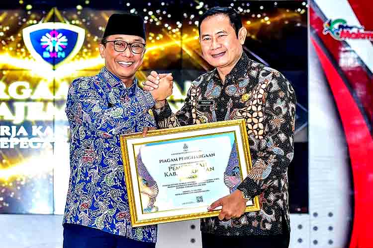 84da895f1bc18112cab494250e962456