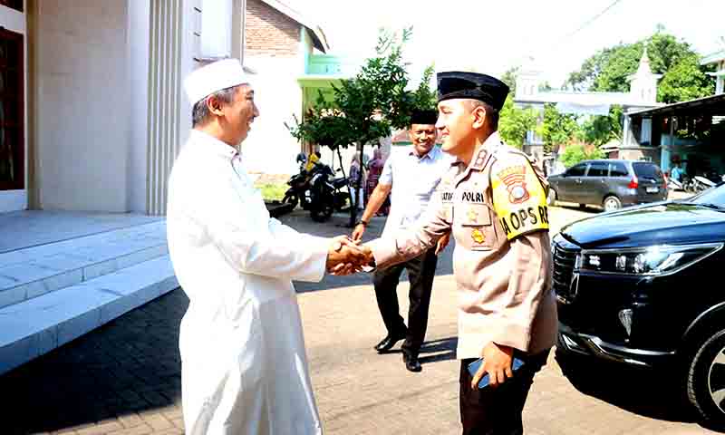 Awali tugas, kapolres probolinggo yang baru kunjungi ponpes nurul qodim paiton