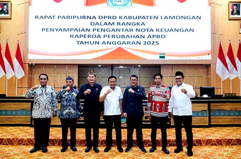 Bupati lamongan tegaskan perubahan apbd 2025 fokus pada layanan dasar masyarakat