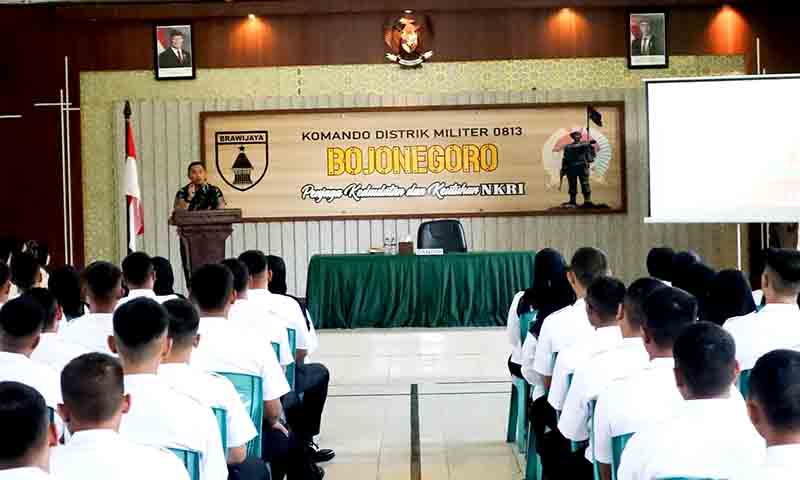 Dandim bojonegoro motivasi ratusan sarjana lulusan sppi