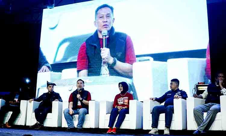 Dukung program ketahanan pangan, satgas tmmd 125 bojonegoro panen padi bersama poktan