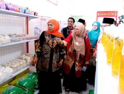 Gubernur Khofifah Tinjau Kesiapan Koperasi Merah Putih di Kupang Jabon