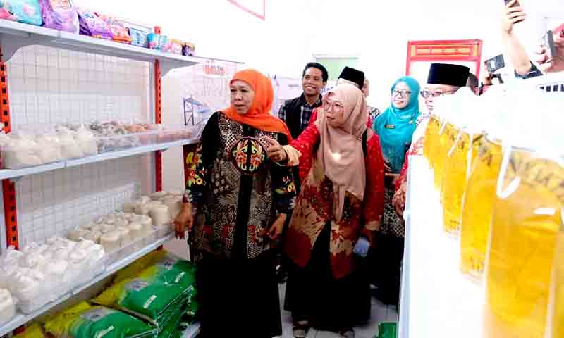 Gubernur jawa timur khofifah indarparawansa