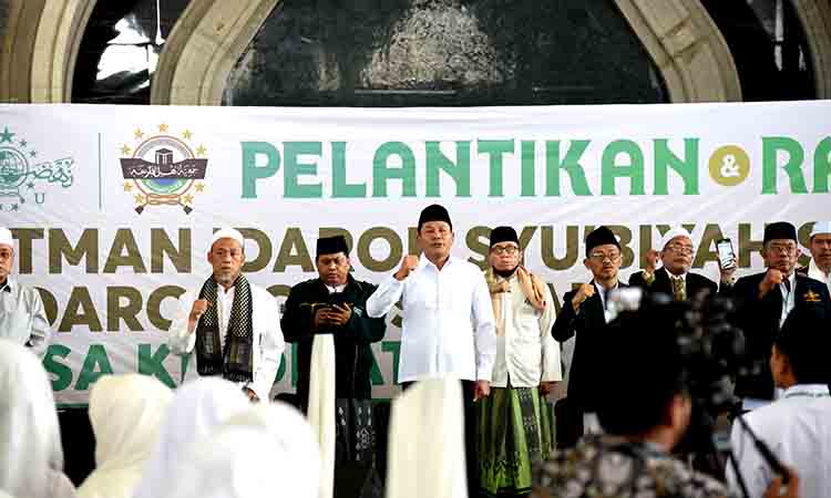 H.subandi hadiri pelantikan pengurus jatman sidoarjo masa khidmat 2025 2029