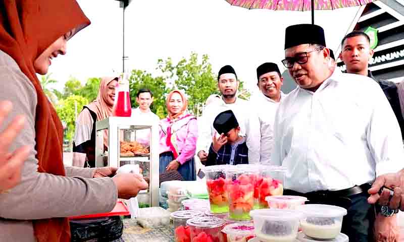 Hipmi takalar sampaikan ucapan selamat ulang tahun kepada bupati takalar