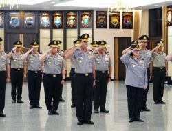 17 Perwira Tinggi Polri Naik Pangkat, Satu Diantaranya Raih Bintang Tiga