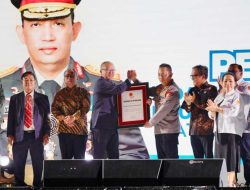 Kapolri Terima Penghargaan dari Organisasi Buruh Dunia atas Dedikasi Lindungi Hak Buruh