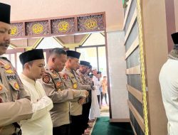Polresta Banyuwangi Gelar Sholat Ghaib untuk Korban KMP Tunu Pratama Jaya