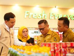 Polres Kediri Kota Bersama TPID Sidak Beras Premium di Sejumlah Pasar Modern