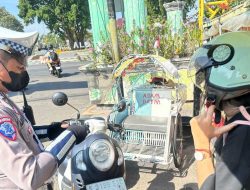 Hari ke -10 Operasi Patuh Semeru 2025 Polres Tuban Berikan Sangsi Tilang dan Teguran Untuk Edukasi Tertib Lalin