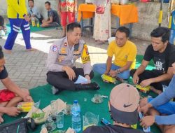 Ngopi Bareng Sopir, Polisi Sosialisasikan Operasi Patuh Semeru dan ODOL di Banyuwangi