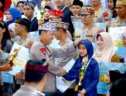 Kapolri Berikan Apresiasi Kepada Adhisty Atas Juara Lomba Melukis Difabel