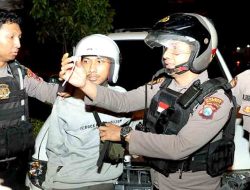 Patroli Malam, Polisi Amankan 3 Pemuda di Mojokerto Diduga Akan Pesta Sabu