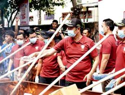 Lawan Rokok dan MMEA Ilegal, Pemkab Lamongan Musnahkan Barang Bukti Bernilai Ratusan Juta Rupiah