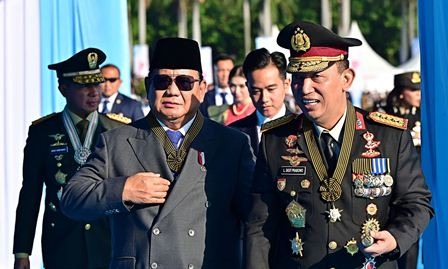 Pimpin upacara hut bhayangkara ke 79