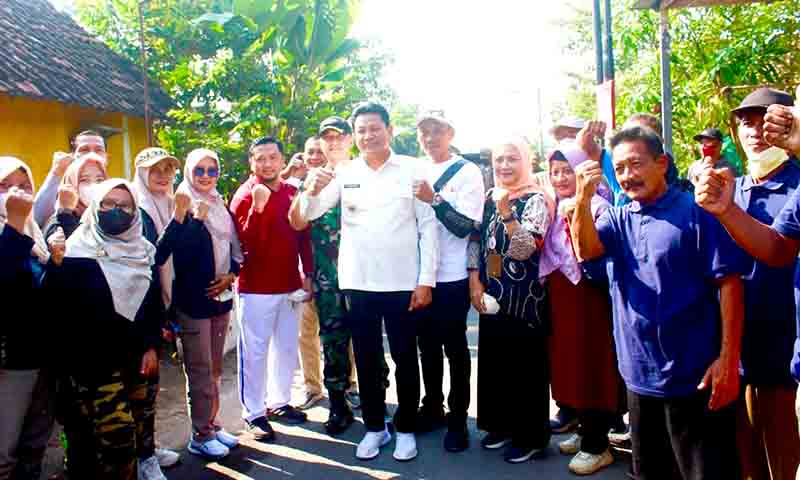 Sidak pasien tb, bupati subandi bantu pengobatan sekaligus bantu bedah rumah lewat program rtlh