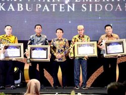 Bupati Sidoarjo Dinobatkan Sebagai Tokoh Yang Peduli Terhadap Kondisi Perekonomian dan Pembangunan Infrastruktur Sidoarjo