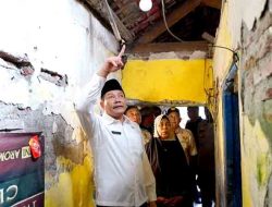 Bupati Sidoarjo Subandi Kunjungi Rumah Tidak Layak Huni di Bluru Kidul dan Magersari, Langsung Direnovasi