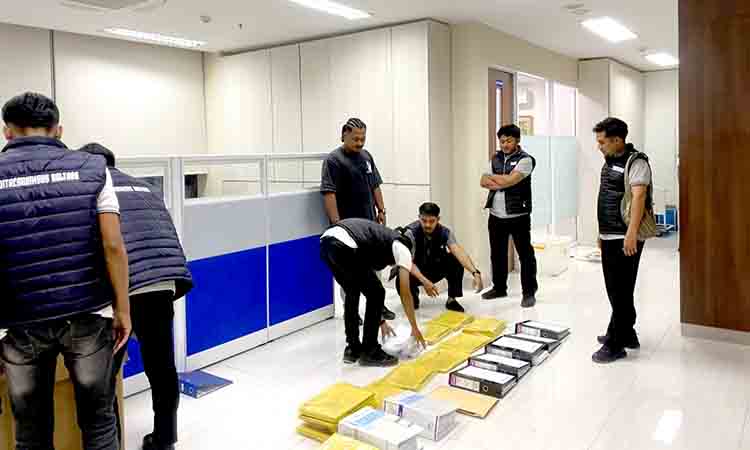 Direskrimsus polda kaltara geledah tiga kantor bank kaltimtara