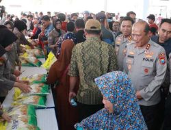 Dukung Stabilitas Harga Pangan Polres Malang Gelar Bazar Murah Warga Sambut Antusias