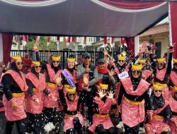 Emak-Emak RT 03 RW 07 Desa Purwokerto Raih Juara kekompakan terbaik Gerak Jalan