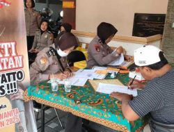 Warga Antusias Layanan Hapus Tato Gratis Polres Situbondo Sambut HUT Polwan ke – 77