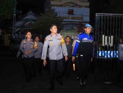 Jaga Harkamtibmas Ngawi, Kapolres Pimpin Apel Siaga dan Patroli Skala Besar