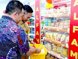 Sepuluh Produk UMKM Lamongan Tembus Ritel Modern, Bukti Nyata Program “UMKM Naik Kelas”