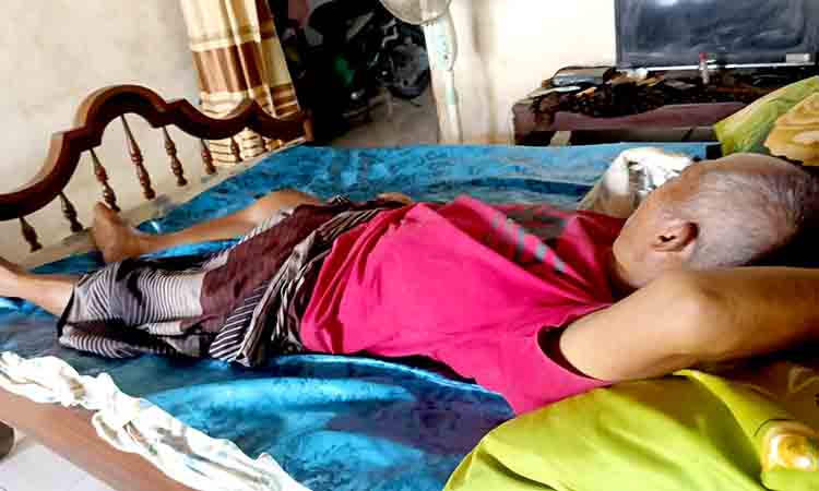 Lansia dan penyandang disabilitas dicabut bantuannya