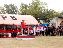 Lepas Peserta Napak Tilas dan Kirab Budaya, Bupati Takalar : Sesama Anak Bangsa Mari Kita Terus Maju Bersama dan mempertahankan kemerdekaan RI