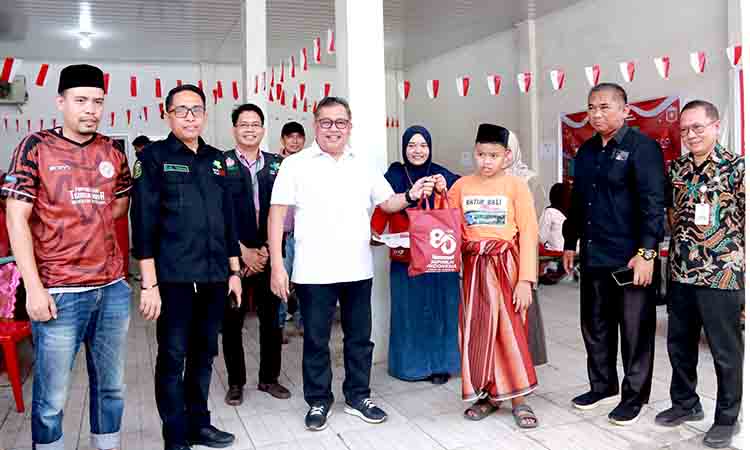 Pelayanan kesehatan khitanan massal dan donor darah warnai perayaan hari kemerdekaan ke 80 ri