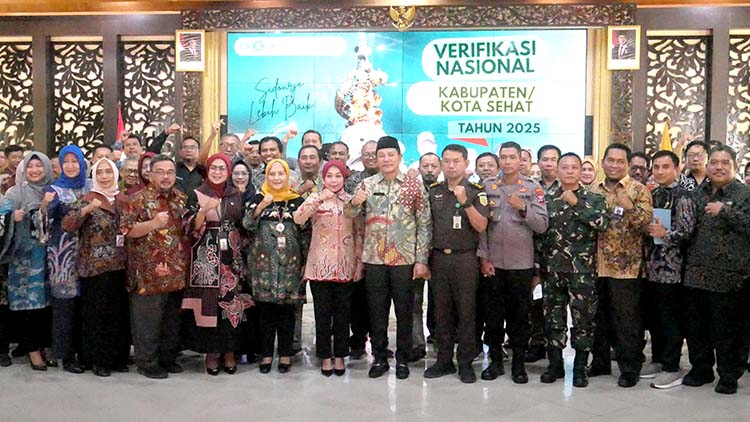 Pemkab sidoarjo targetkan raih penghargaan swasti saba wistara