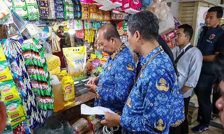 Pemkot surabaya pastikan harga beras stabil, tpid dan bulog bergerak bersama