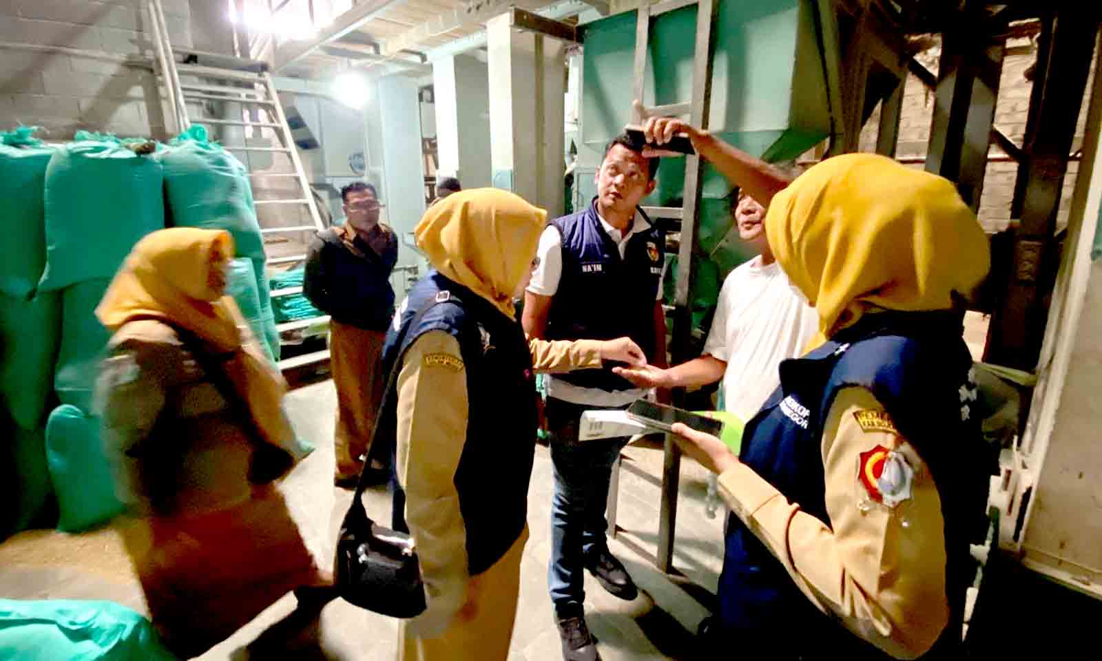 Polres bojonegoro bersama satgas pangan sidak penggilingan padi, antisipasi beras oplosan