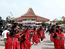 Ribuan Warga Padati Karnaval HUT RI ke-80 di Desa Blawi, Semangat Persatuan Warnai Perayaan