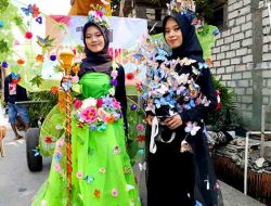 Sambut karnaval hut ri ke 80, ribuan warga penuhi jalan desa blawi 2