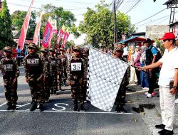 Semarak Gerak Jalan Pelajar Warnai Peringatan Kemerdekaan ke-80 di Kedungpring