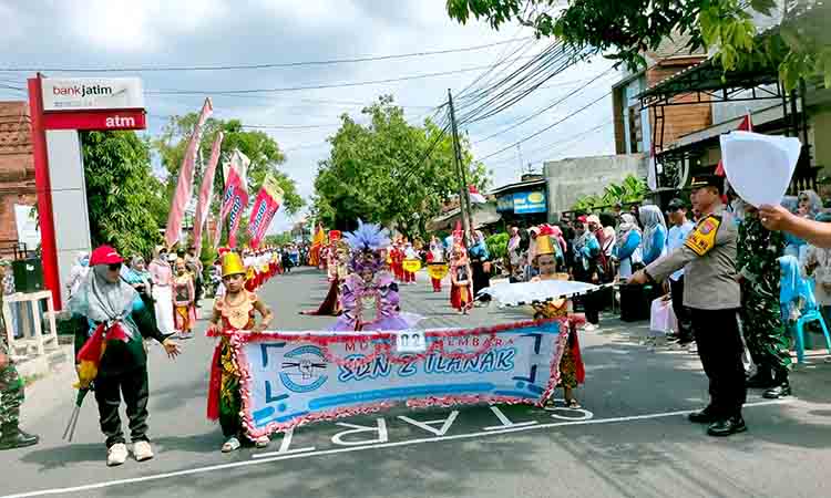 Semarak lomba drumband 