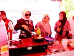 Wabup Mimik Idaya Ajak Emak-emak Bersemangat Ikuti Pelatihan Olahan Ikan Lele