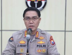 Puluhan Personel Polri Terluka Saat Amankan Aksi Anarkis di Jawa Timur 18 Diantaranya Jalani Rawat Inap