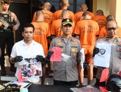 Polisi Berhasil Amankan 91 Orang Diduga Pelaku Kerusuhan dan Pengrusakan di DPRD Kota Madiun