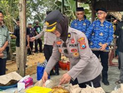 Bedah Rumah Warga di Tulakan, Polres Pacitan Peringati Hari Jadi Polwan ke -77