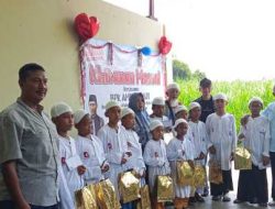 Bapak Amik Rohadi Gelar Khitanan Massal di Purwokerto