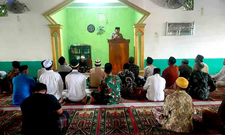 Kapolsek pol sel iptu nasir alreza gaungkan safari jum’at