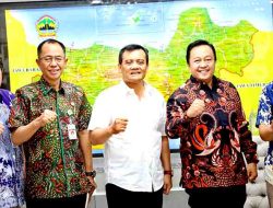 1.000 Pelari Ramaikan Friendship Run Borobudur Marathon 2025 di Solo, Ahmad Luthfi Minta Libatkan UMKM