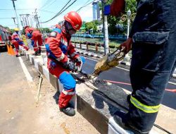 Pemkot Surabaya Siapkan Rp2,5 Miliar untuk Perbaikan Fasum Pasca Aksi Massa