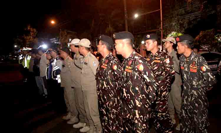 Polres tuban gandeng brimob polda jatim dan pemkab patroli skala besar