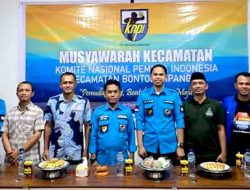 Pemuda Bontolempangan Solid, H. Said Didapuk Pimpin KNPI Lewat Aklamasi