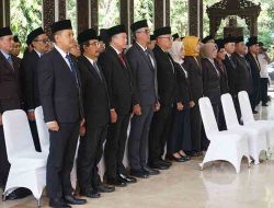 Bupati Subandi Lantik 61 Pejabat Pemkab Sidoarjo, Tekankan Integritas dan Pelayanan Prima